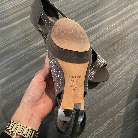 BCBG High Heels - Picture 6 of 7